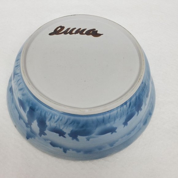 Beige Rabbit Shadow Design Serving Mixing Bowl Signed 10" Round Tableware - Picture 4 of 6